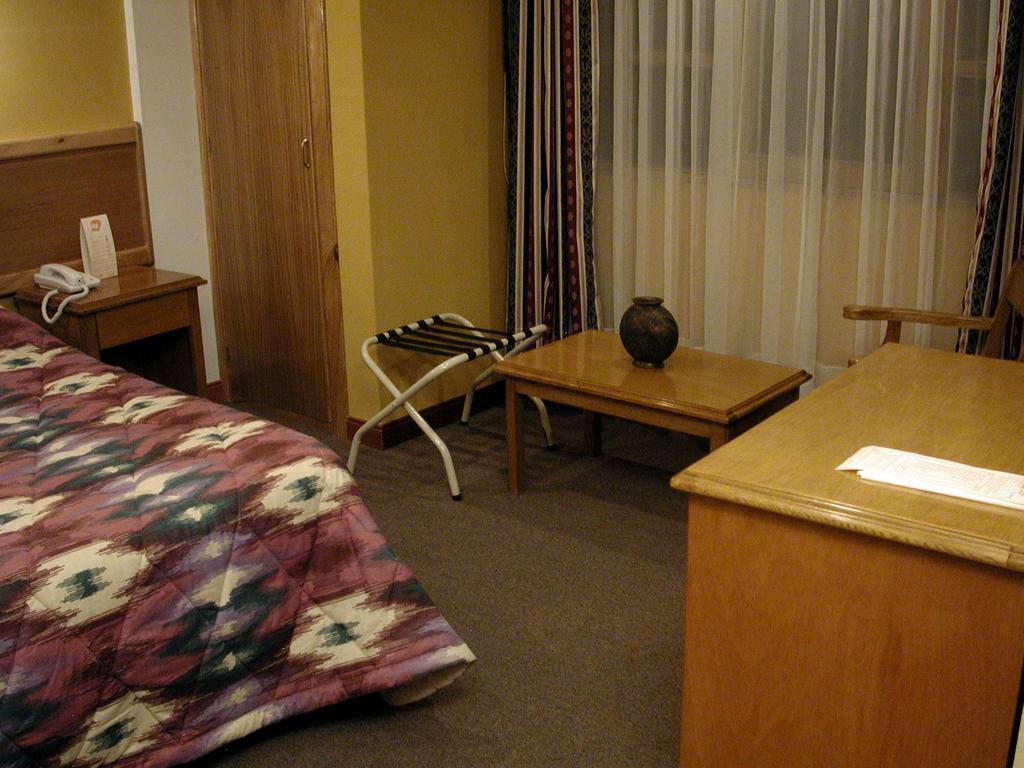 Hotel Cima Argentum Potosi Room photo